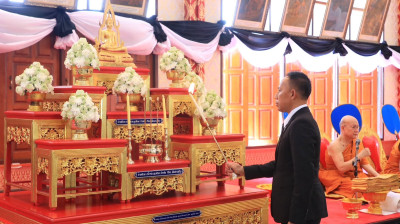 เข้าร่วมพิธีสวดพระพุทธมนต์และเจริญจิตตภาวนาอุทิศถวายพระราชกุศล ... พารามิเตอร์รูปภาพ 1