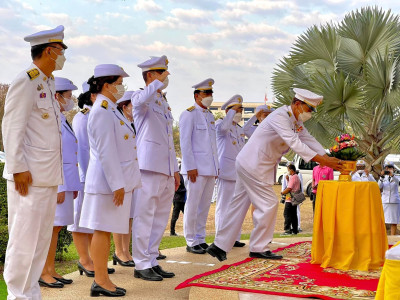 เข้าร่วมพิธีวางพานพุ่ม วันพ่อขุนรามคำแหงมหาราช พารามิเตอร์รูปภาพ 1