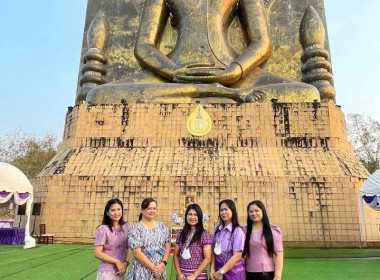 พิธีทำบุญตักบาตร เนื่องในโอกาสวันคล้ายวันพระราชสมภพ ... พารามิเตอร์รูปภาพ 6