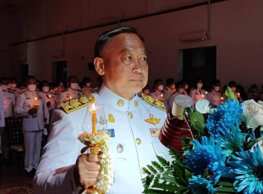 เข้าร่วมพิธีถวายเครื่องราชสักการะ วางพานพุ่ม ... พารามิเตอร์รูปภาพ 1