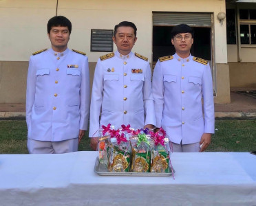 เข้าร่วมพิธีสวดพระพุทธมนต์และพิธีทำบุญตักบาตรถวายพระราชกุศล ... พารามิเตอร์รูปภาพ 1