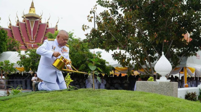 เข้าร่วมพิธีปลูกพระราชทาน &quot;พระศรีมหาโพธิทศมราชบพิตร&quot; พารามิเตอร์รูปภาพ 1