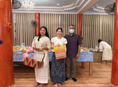 เข้าร่วมโครงการ "ผู้ว่าฯ พาเข้าวัด หิ้วปิ่นโต แต่งผ้าไทย" ... พารามิเตอร์รูปภาพ 4