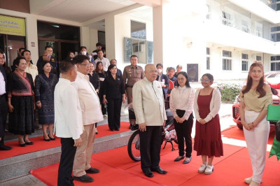 เข้าร่วมพิธีมอบรางวัลสลากกาชาดการกุศล จังหวัดปราจีนบุรี ... พารามิเตอร์รูปภาพ 1