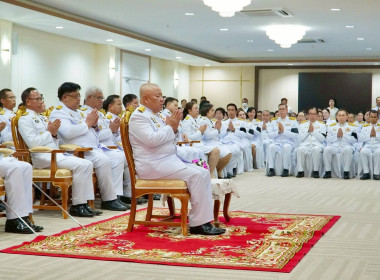 เข้าร่วมพิธีเจริญพระพุทธมนต์และทำบุญตักบาตร พารามิเตอร์รูปภาพ 4