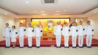 ข้าร่วมงานรัฐพิธีเนื่องในวันที่ระลึกคล้ายวันสวรรคต"พระบาทสมเด็จพระปรเมนทรมหาอนันทมหิดลพระอัฐรามาธิบดินทร" ... พารามิเตอร์รูปภาพ 1